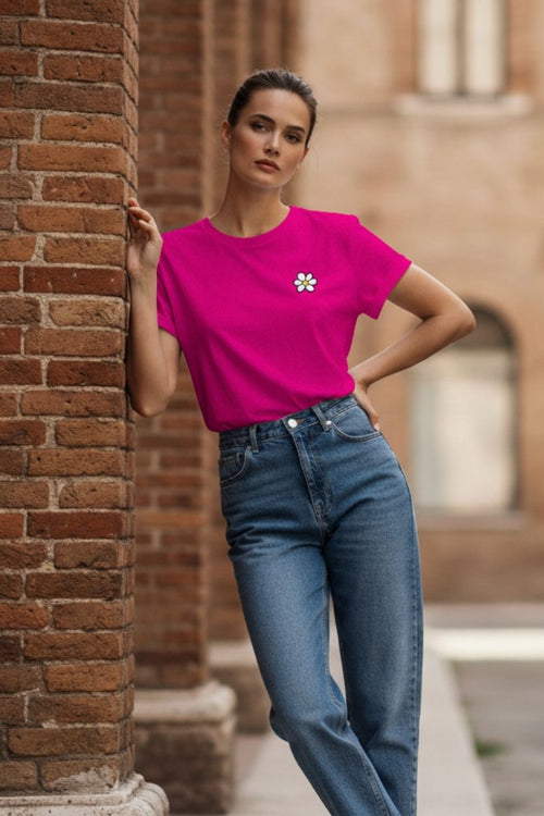 Carica immagine 1 in visualizzazione galleria. T-shirt Donna GURU Flower Ricamo 1306D
