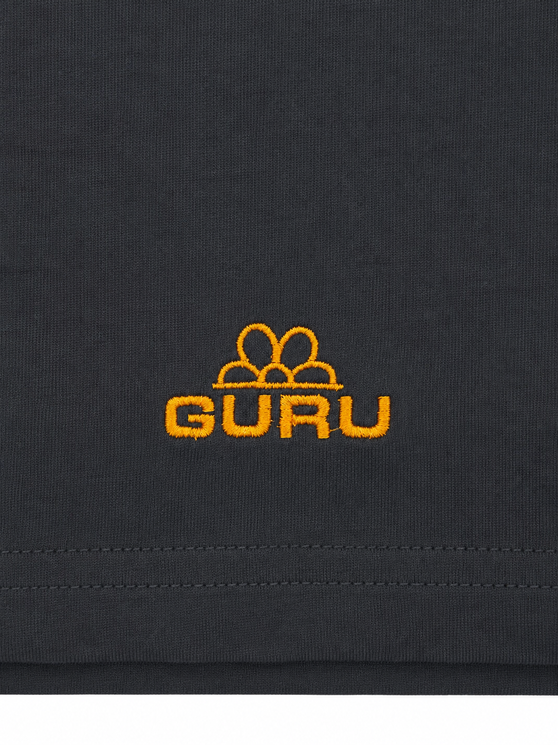 T-shirt basic con ricamo GU1000