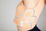 Women's cropped T-shirt with studs - Image 24