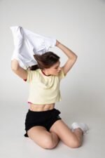 Women's cropped T-shirt with studs - Image 32