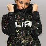 Women's black sweatshirt